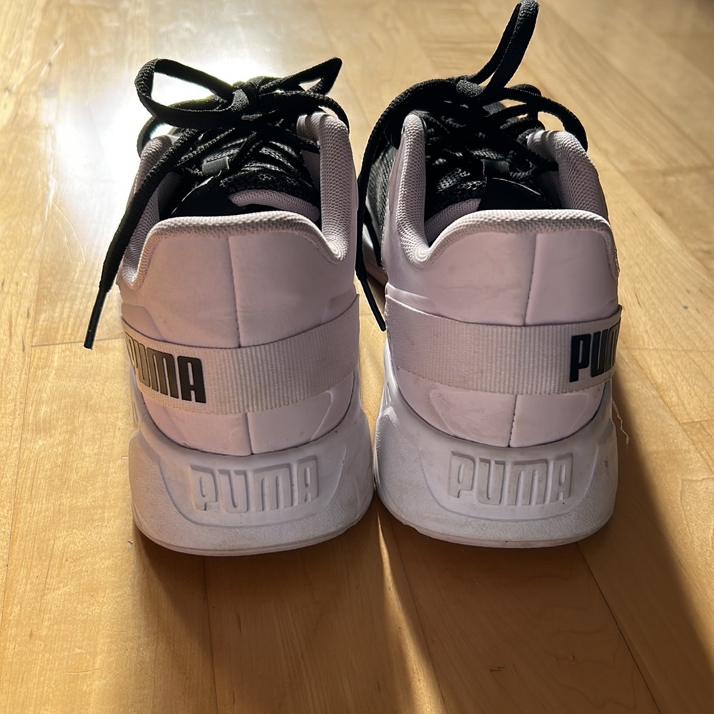 Puma Runners - Picture 3 of 6